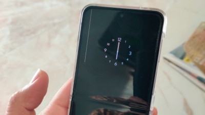 Lỗi sọc xanh tiếp tục ám ảnh người dùng smartphone Samsung