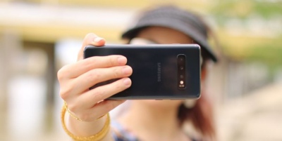 Nhiều cách chụp ảnh selfie (tự sướng) trên điện thoại Samsung có thể bạn chưa biết