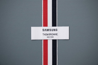 Samsung hé lộ phiên bản đặc biệt của Galaxy Z Fold5 Thom Browne