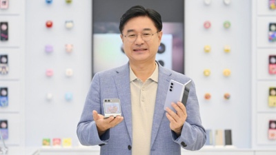 Samsung đang phát triển khả năng chống bụi cho điện thoại màn hình gập