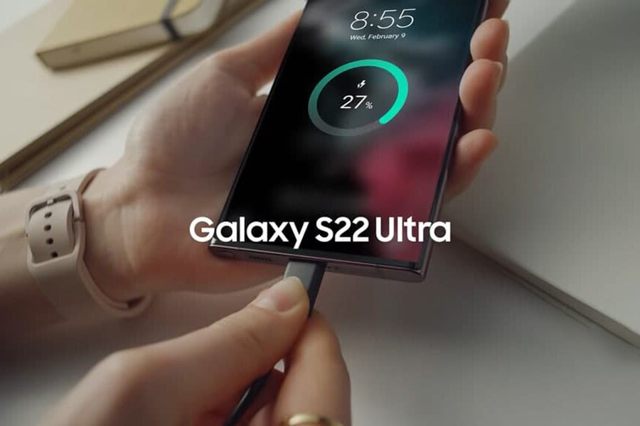 Galaxy S22 Ultra hỗ trợ sạc nhanh lên đến 45W.
