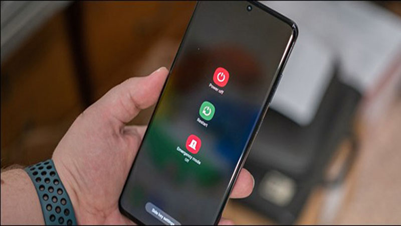 Khởi động lại thiết bị