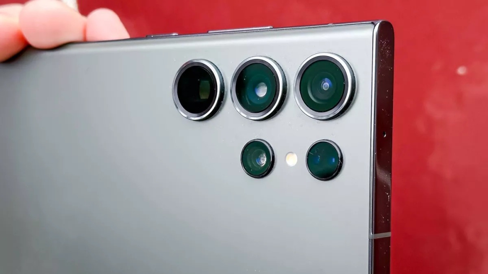 Sẽ là sai lầm lớn của Samsung nếu camera trên S24 Ultra là sự hạ cấp