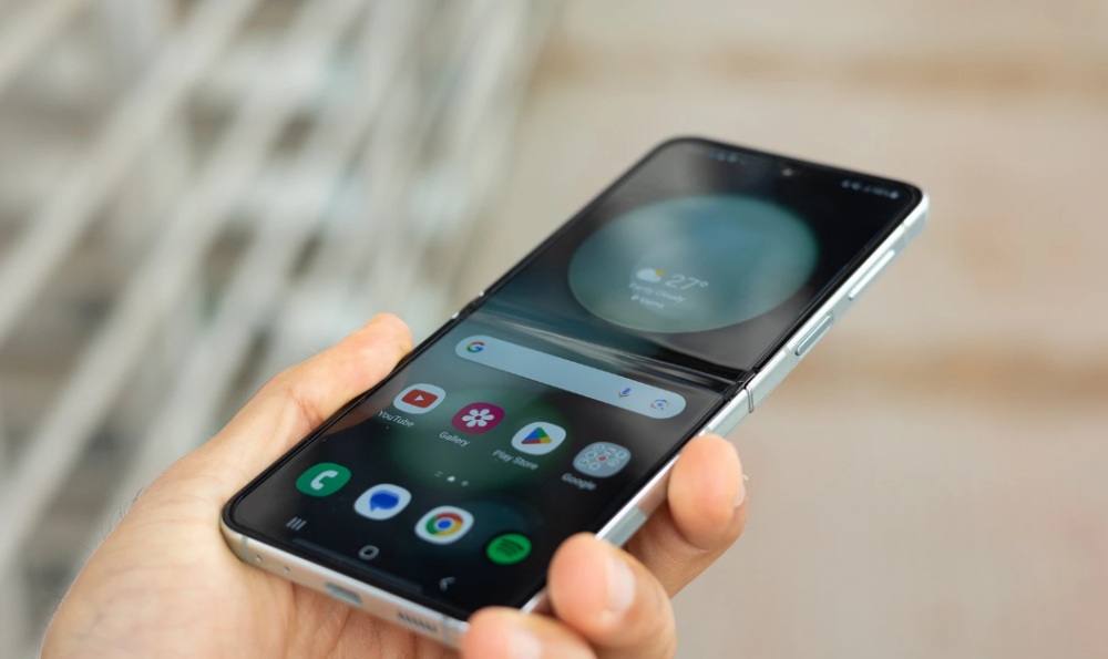 Đánh giá chi tiết Samsung Galaxy Z Flip5: Mẫu điện thoại nắp gập đáng sở hữu nhất hiện nay