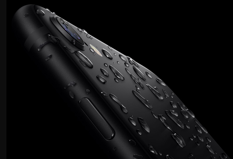 iPhone SE 2022 có khả năng chống nước đạt chuẩn IP67