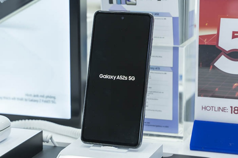 Samsung Galaxy A73-5G có kiểu thiết kế sang trọng, sử dụng chip Snapdragon mạnh mẽ