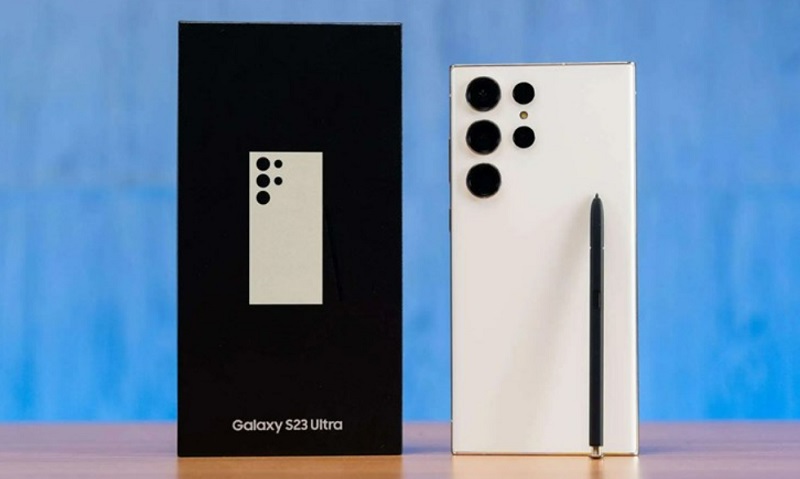 Galaxy S23 Ultra được trang bị bút S Pen 