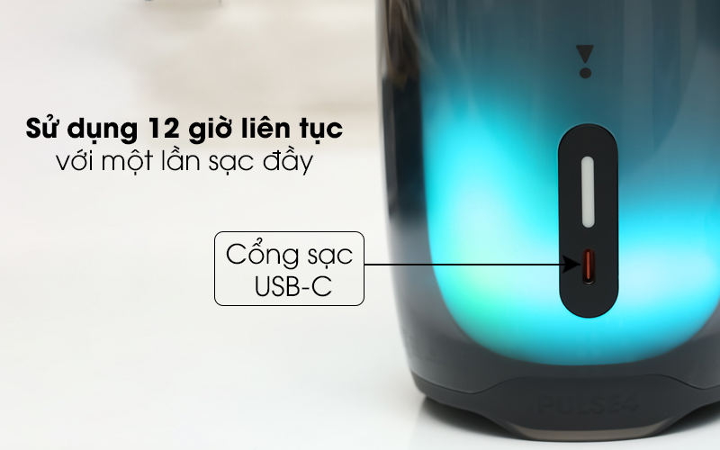 LOA JBL PULSE 4 thời lượng pin cao, sử dụng đến 12 giờ liên tục