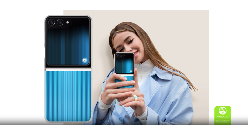 Ốp lưng linh hoạt thông minh Galaxy Z Flip5 dành riêng cho sản phẩm Z Flip5 có thiết kế không thể độc đáo hơn với tính năng tuỳ chỉnh thẻ phù hợp với từng tâm trạng. Sản phẩm là lựa chọn xuất sắc cho những khách hàng cá tính và cần sự nổi bật giữa đám đông.