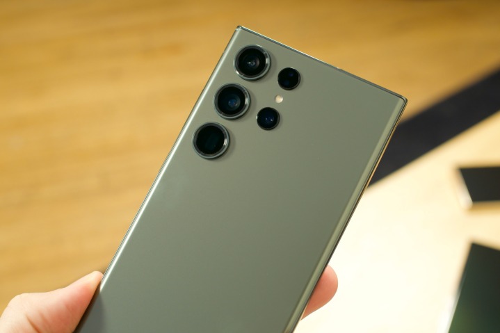 Galaxy S23 Series có sạc không dây không?