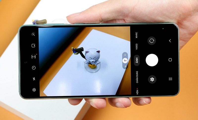 Samsung Galaxy A73 5G-Độ phân giải camera ấn tượng, trang bị nhiều tính năng