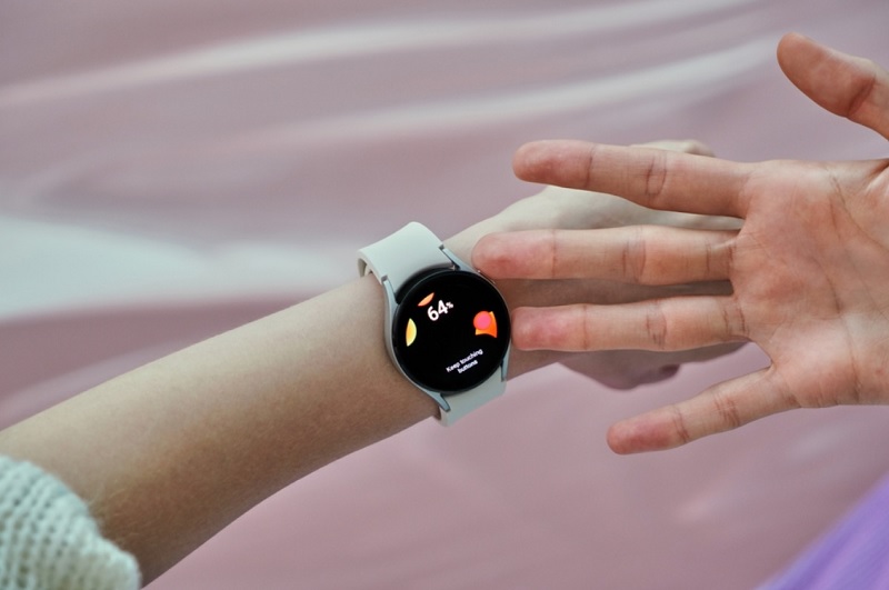 Samsung Galaxy Watch4 40mm GPS (R860)-Theo dõi, nâng cao hiệu quả rèn luyện với cảm biến BioActive