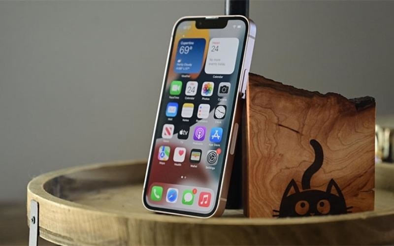 So sánh iPhone 12 Mini và iPhone 13 Mini - Trải nghiệm thế hệ sau có thực sự tốt? 