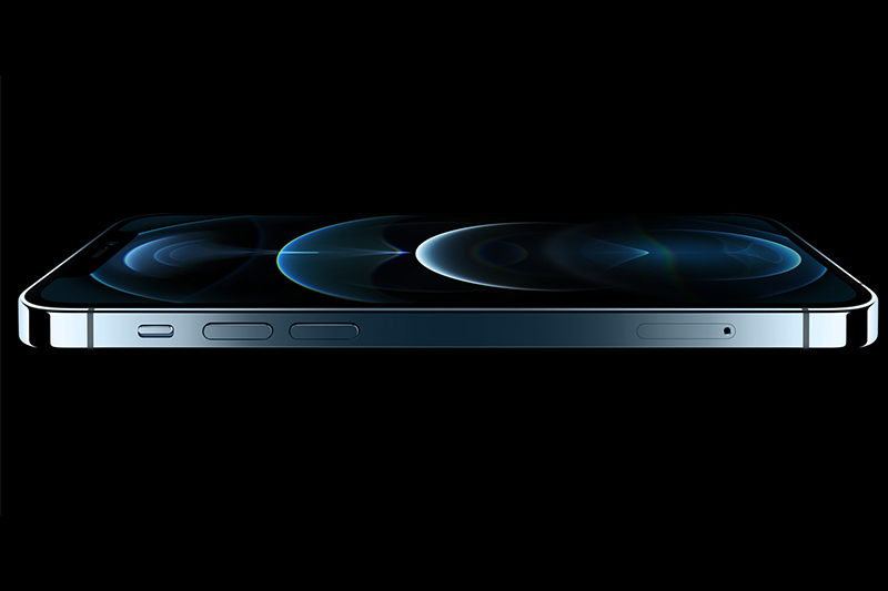 So sánh iPhone 12 Pro Max và Samsung Galaxy Z Fold3