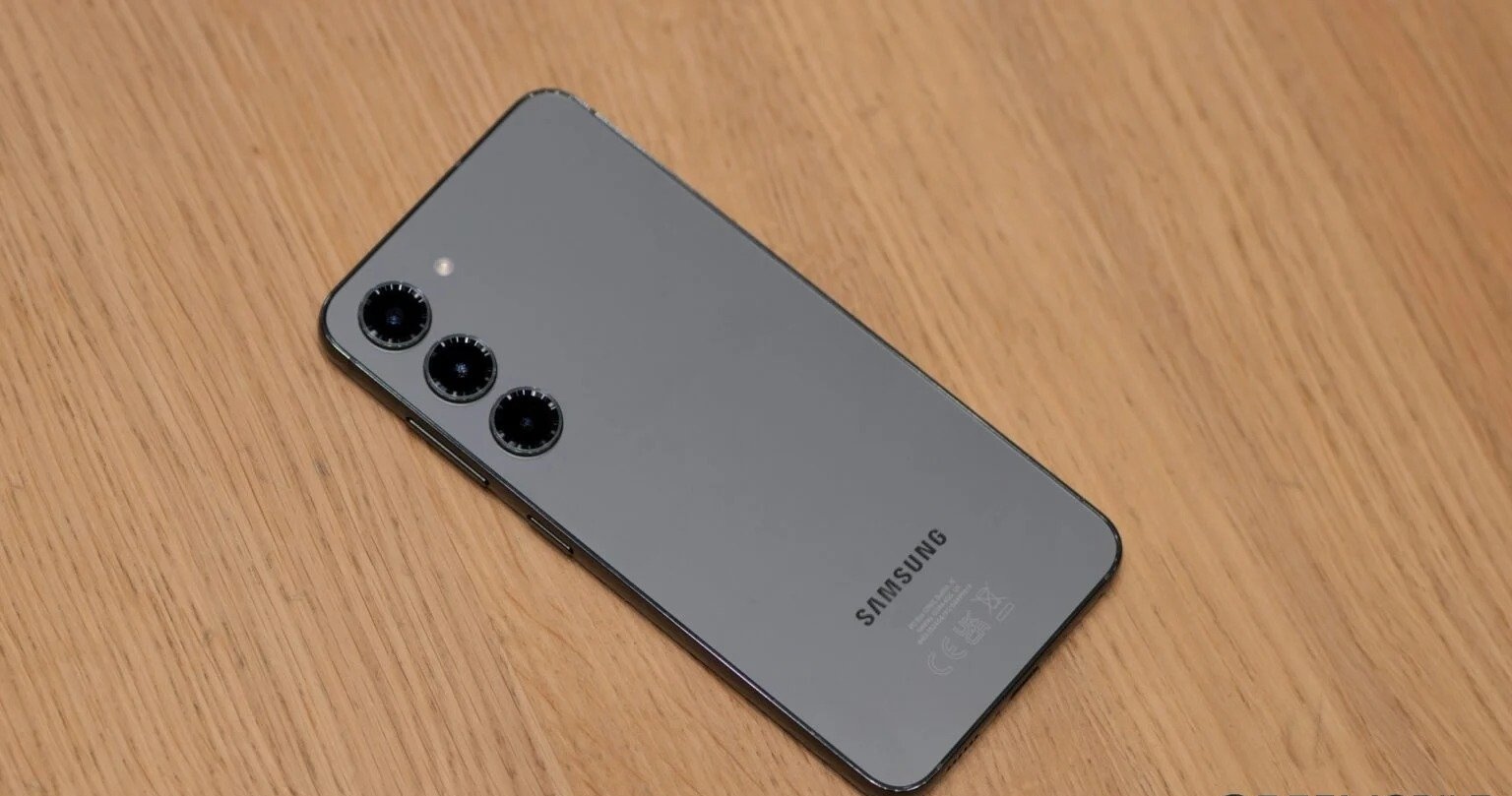 So sánh Samsung Galaxy S23 vs Galaxy S22: Có đáng để nâng cấp?