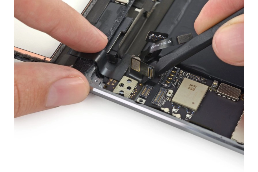 thay cáp bật nguồn iPad Mini 2