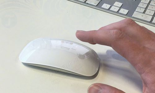 Apple Magic Mouse 2 MLA02 gọn nhẹ và linh hoạt khi sử dụng